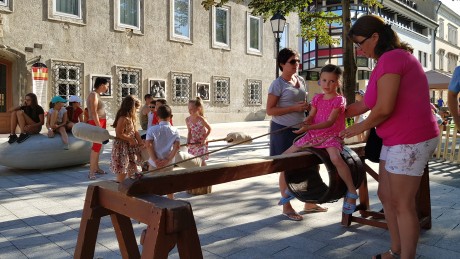 Kreatív játékok és vidám élmények a Szélkakas játszóparkban