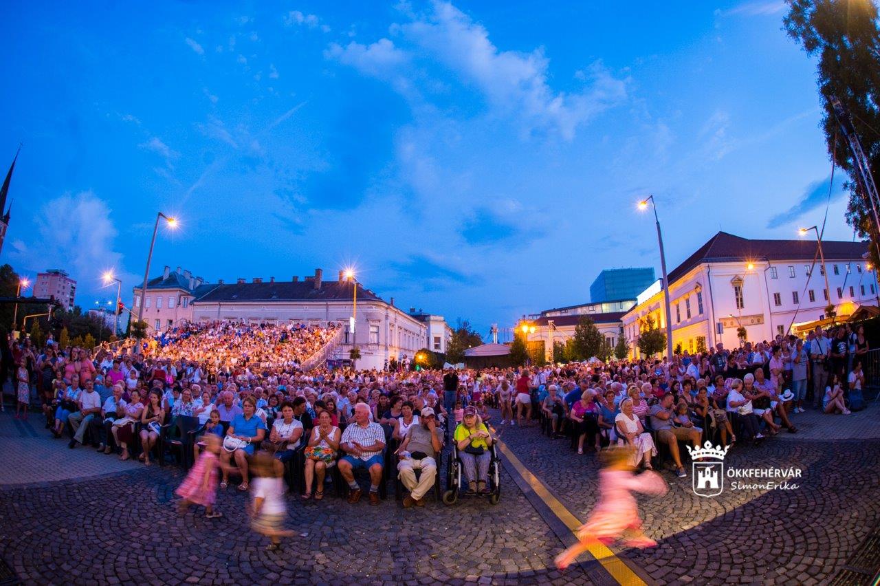 Nézze meg a Székesfehérvári Királyi Napok legszebb pillanatait