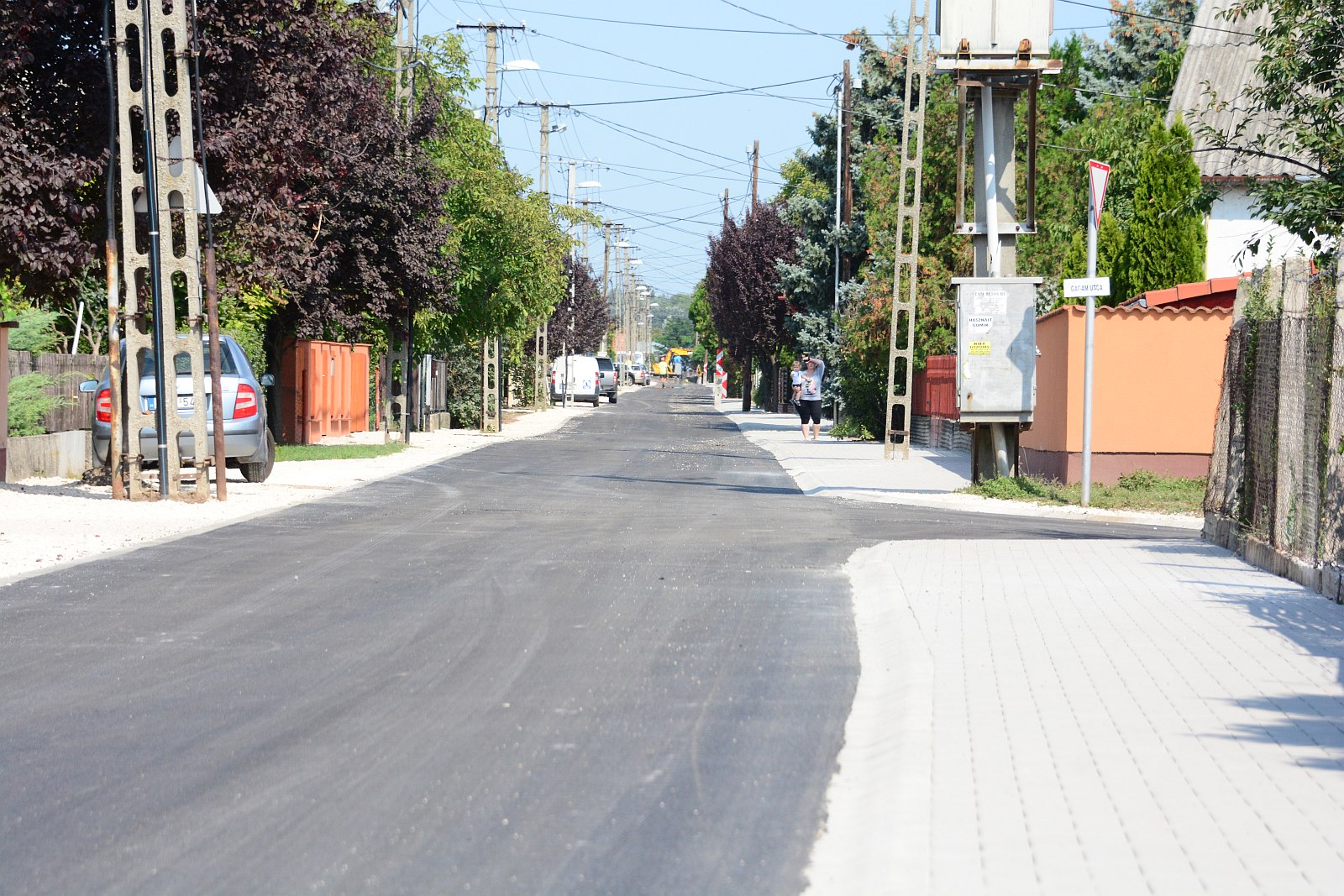 Önkormányzati forrásból valósult meg 650 méter hosszan a Sajó utca teljes felújítása