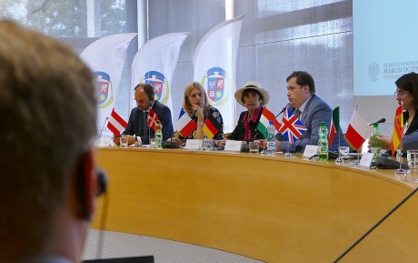 Együttműködésről és Európáról, Lengyelországban