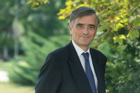 Az országért is kiáll az egykori főispán unokája, Székesfehérvár Tiszteletbeli Polgára