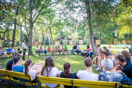 Velencén táborozik a Székesfehérvári Diáktanács