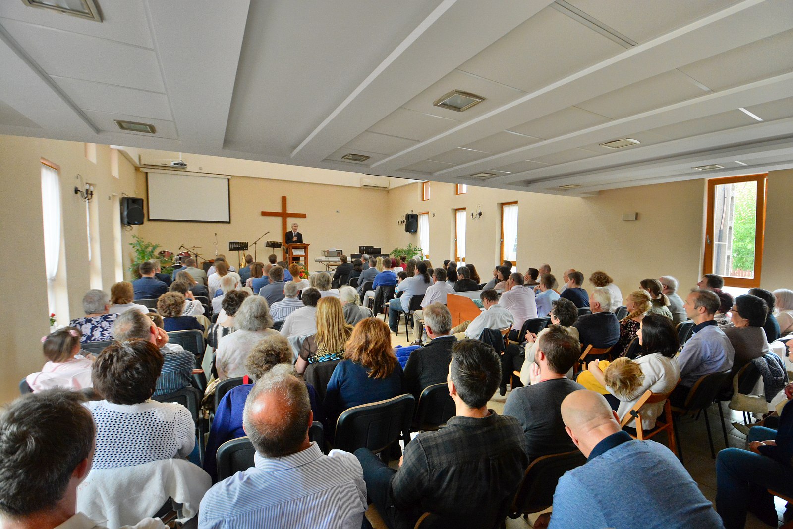 Hálaadó Ünnepély a Pünkösdi Egyház Székesfehérvári Gyülekezeténél