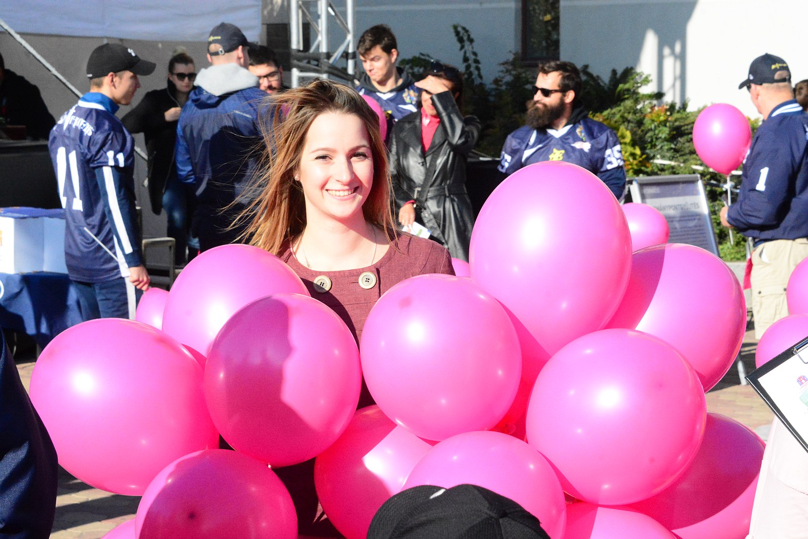 Sétával hívták fel a figyelmet a mellrák elleni küzdelemre és a szűrővizsgálatokra