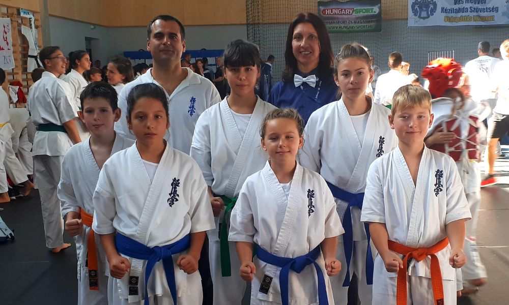 Karate: nyolc érmet zsebeltek be a fehérváriak Répcelakon