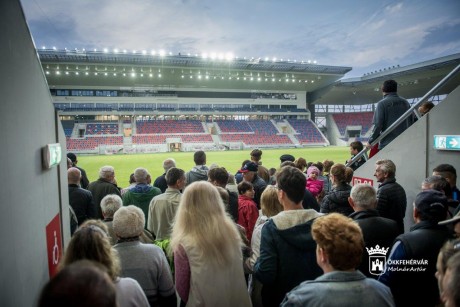 Exkluzív stadionbejárás volt kedden a környéken lakóknak