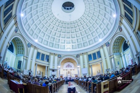 Jótékonysági esttel ünnepelték a Prohászka Karitász Csoport 25 esztendejét
