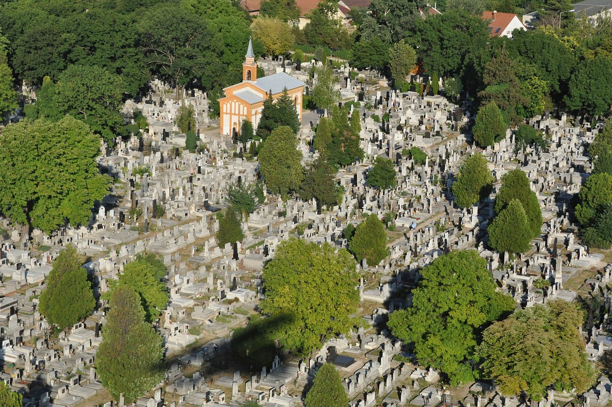 Érdemes ellenőrizni a sírhelyek rendelkezési jogának érvényességét