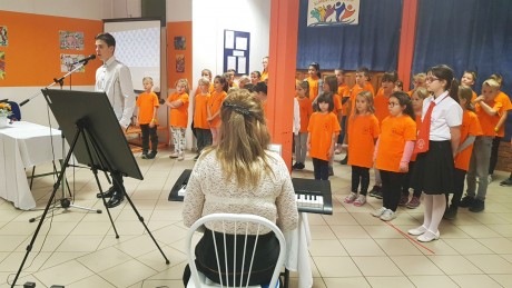 Szakmai találkozó az István Király iskolában az élménypedagógia tapasztalatairól