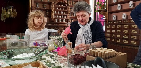 Adventi Patikafiók - ajándékkészítő délután a Fekete Sasban