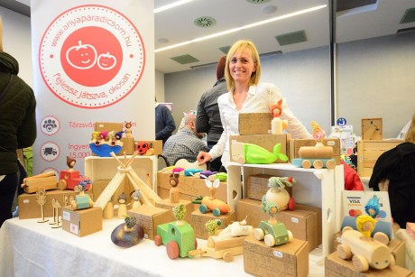 Pici Piac kismamáknak és kisgyermekeseknek Székesfehérváron