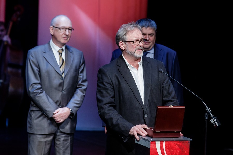 Magyar Teátrum Díjat vehetett át a Vörösmarty Színház műszaki vezetője