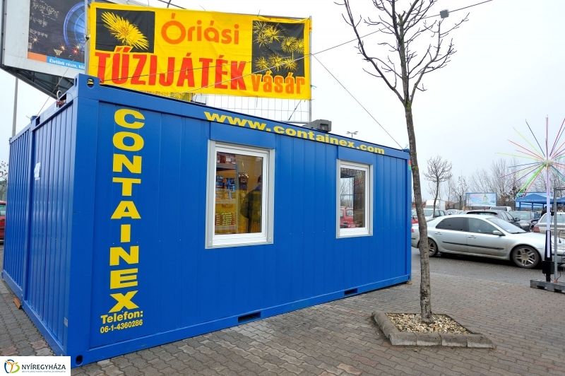 Petárdázni továbbra is TILOS, a tűzijátékok is komoly, maradandó sérülést okozhatnak