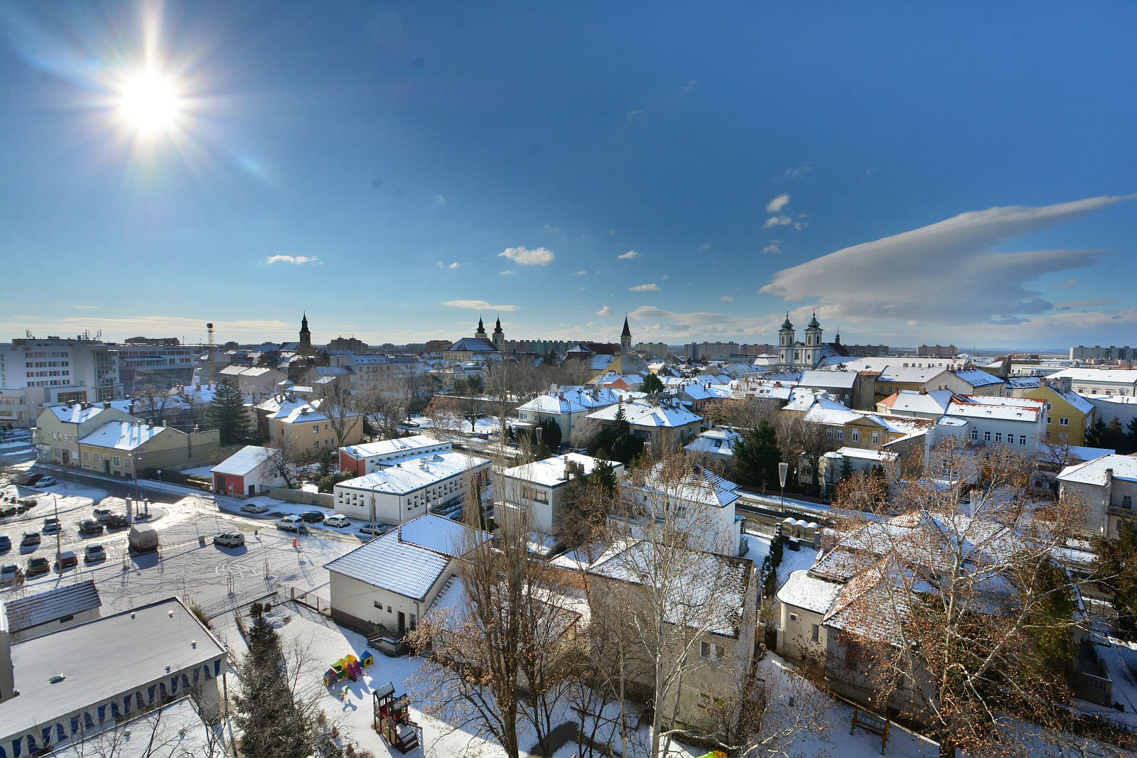 Az ingatlanpiac tükrözi a város erejét - idén is várható kisebb áremelkedés