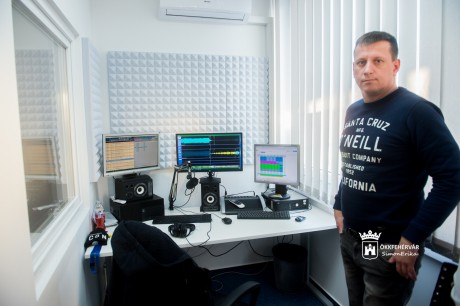 Erősödő helyi tartalom a Rádió 1-en - országos brand érkezett Fehérvárra