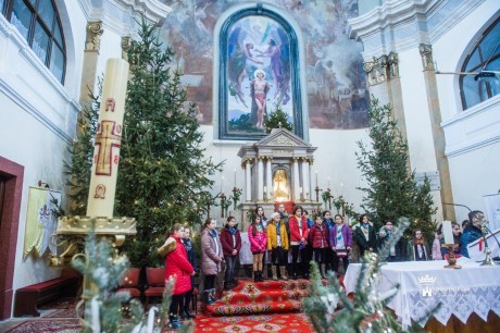 A szeretet gyümölcse, Isten ajándéka - fogadalmi mise a Felsővárosban