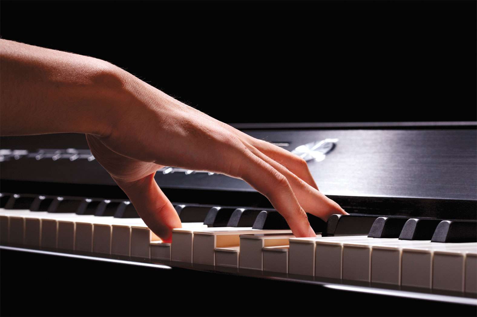 Zongorista növendékek versenye lesz a Hermann Szakgimnáziumban