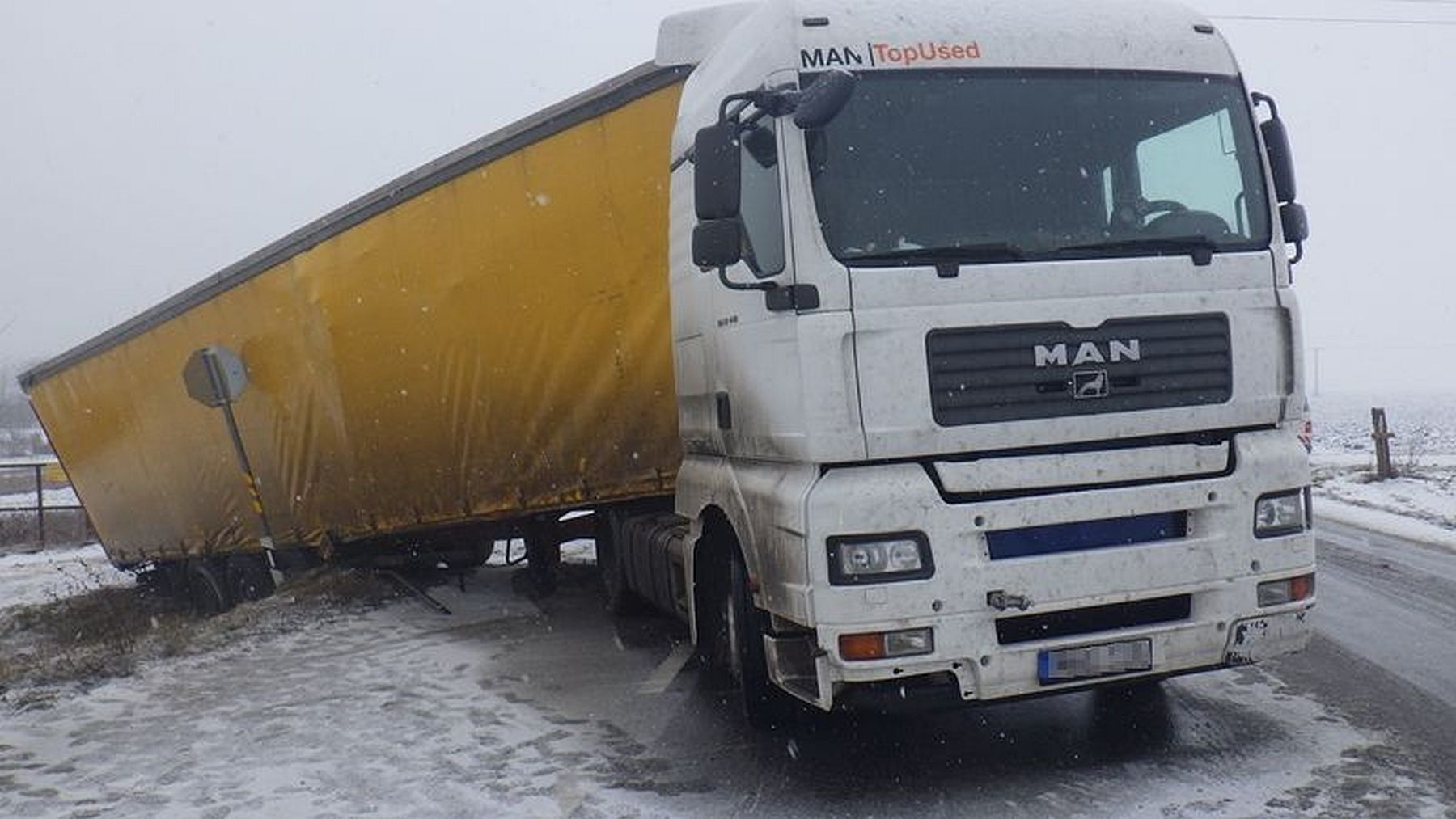 Több tűzoltói beavatkozás is történt a hétfői havazásban