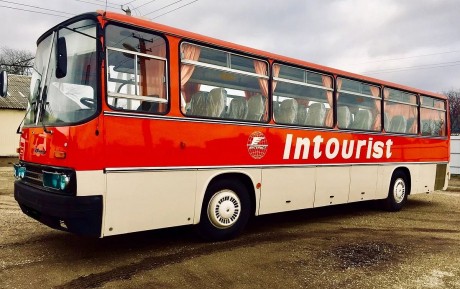 Felbukkant egy 1991-es fehérvári gyártású, 2900km-t futott Ikarus 256-os