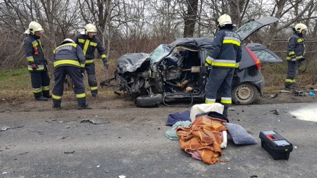 Tragikus baleset történt a 63-ason főúton a város határában