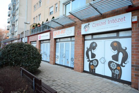 Megnyitott a RUB-INT Női Egészségcentrum Székesfehérváron