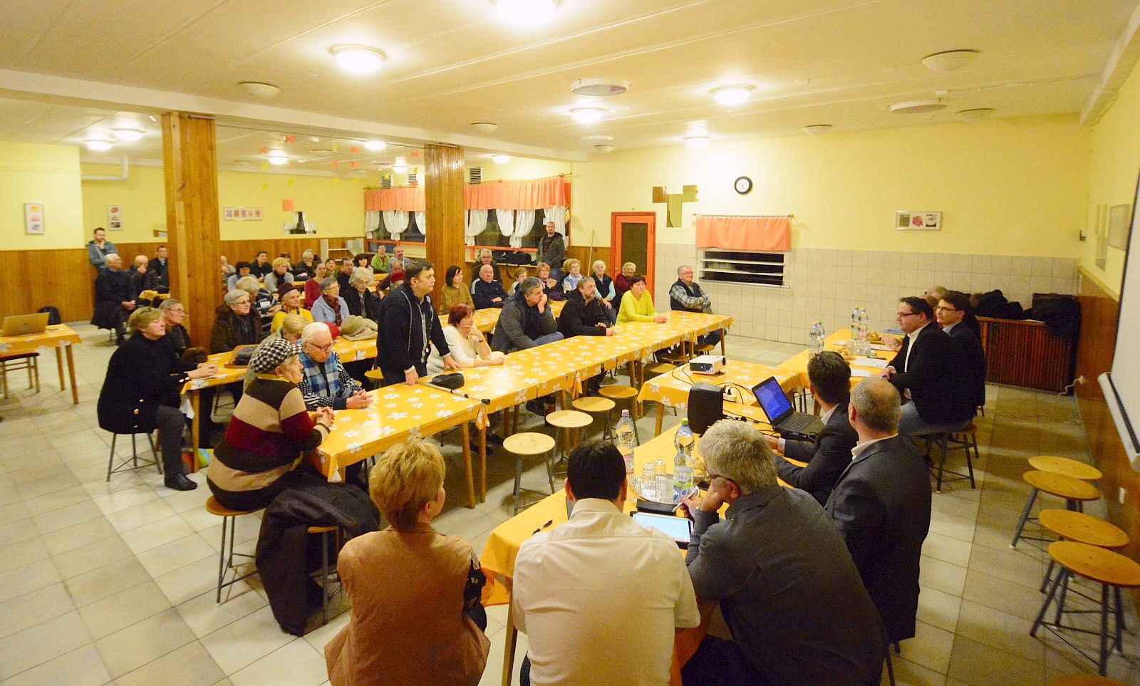 Lakossági fórum Tóvárosban - hétfőn 17 órától várják a városrészben élőket