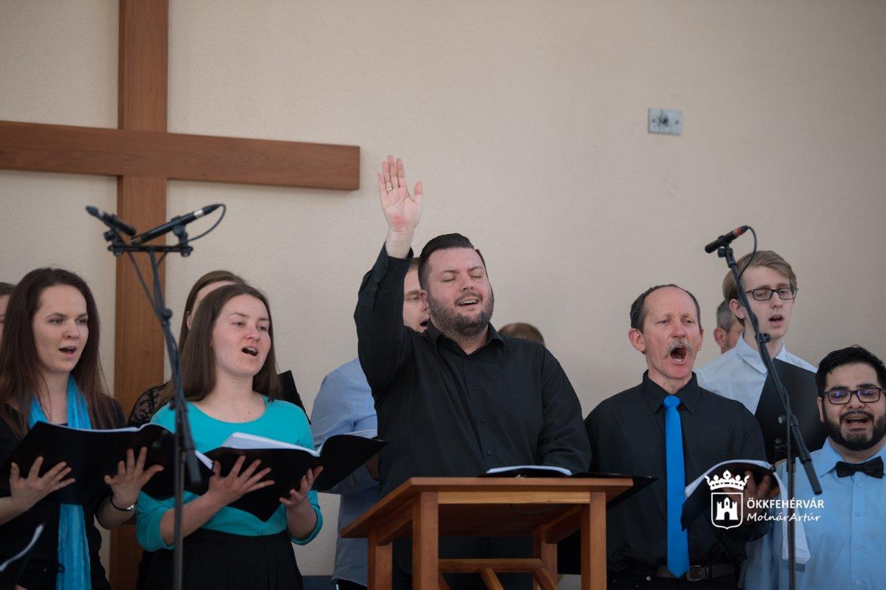 Közösségi szándék és erő - hálaadás a Magyar Pünkösdi Egyháznál