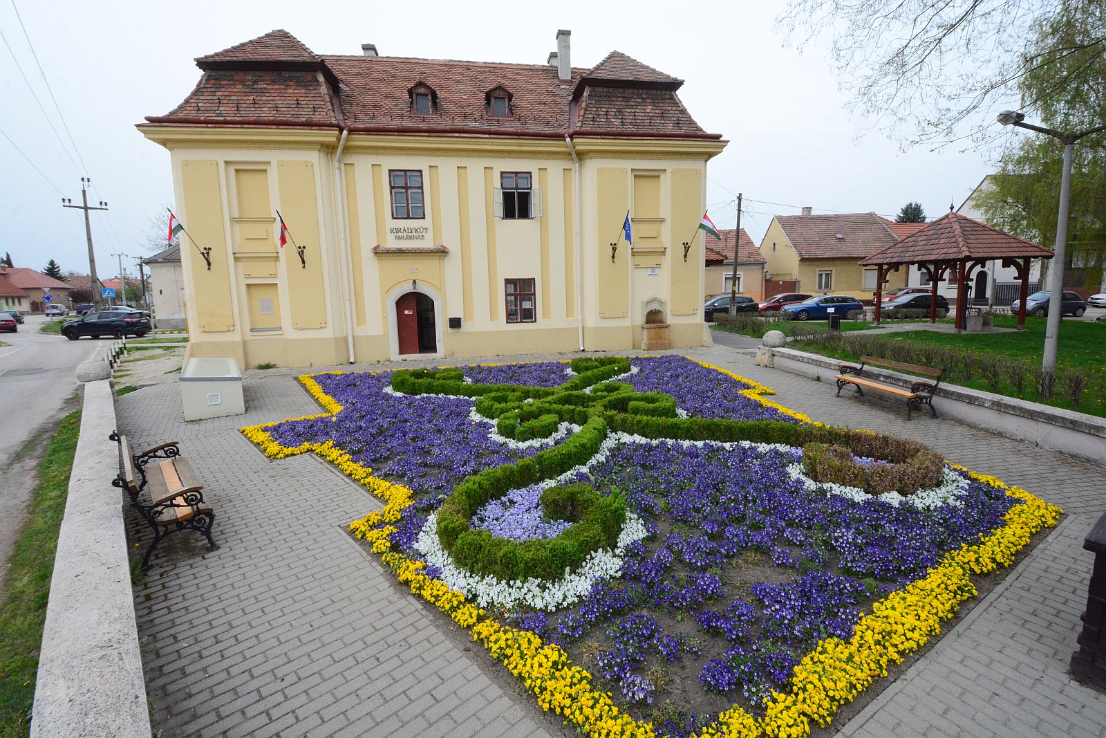 Fogadóórára várja a felsővárosiakat Földi Zoltán április 11-én a Királykút Emlékházban
