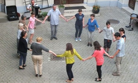 Horvát táncház lesz hétfőn a tököli délszláv táncegyüttes és a Kolo együttes tagjaival
