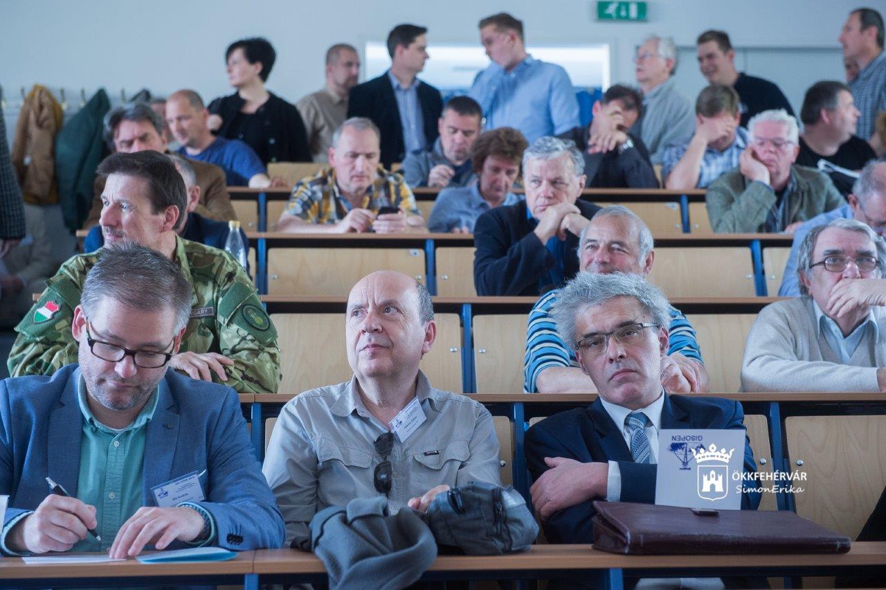 Téradatok hálójában - elkezdődött a GISopen 2019 konferencia