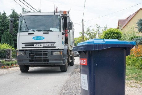 Húsvét hétfő helyett vasárnap szállítja el a szemetet a Depónia