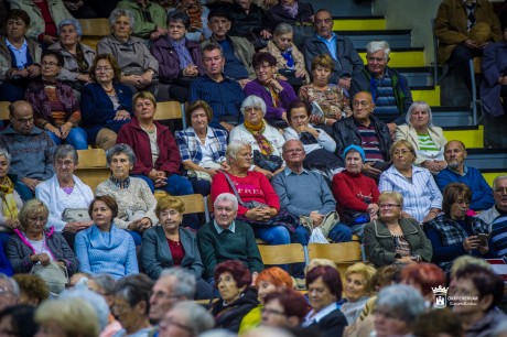 Ezer szépkorú fehérvárival találkoztak - az Idősügyi Párbeszédről számolt be a polgármester