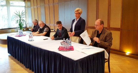 Lakossági fórumot tart dr. Dienesné Fluck Györgyi a VOKE-ban