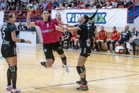 Győzött az Alba Fehérvár KC a megyei rangadón