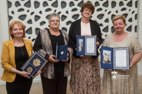 Köszönet a város pedagógusainak - átadták a „Székesfehérvár Oktatásáért” Díjakat