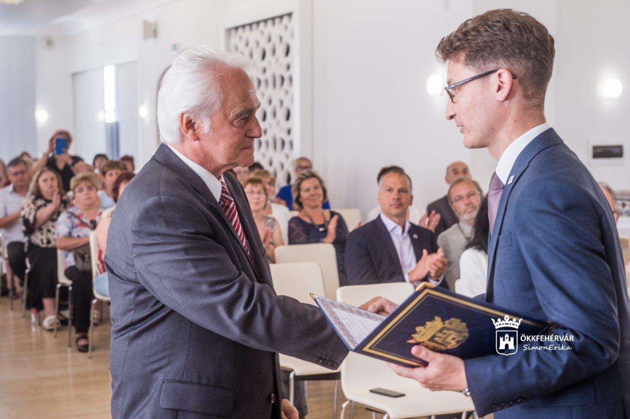 Semmelweis nap - fehérvári egészségügyi dolgozóknak mondtak köszönetet