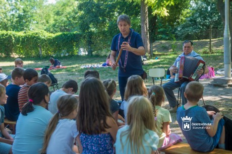 Dél-Amerika népzenéjével ismerkedtek a Napraforgó Városi Napközis Táborban