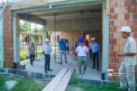 Jól halad a Vadmadárgondozó és az alsóvárosi közösségi tér építése