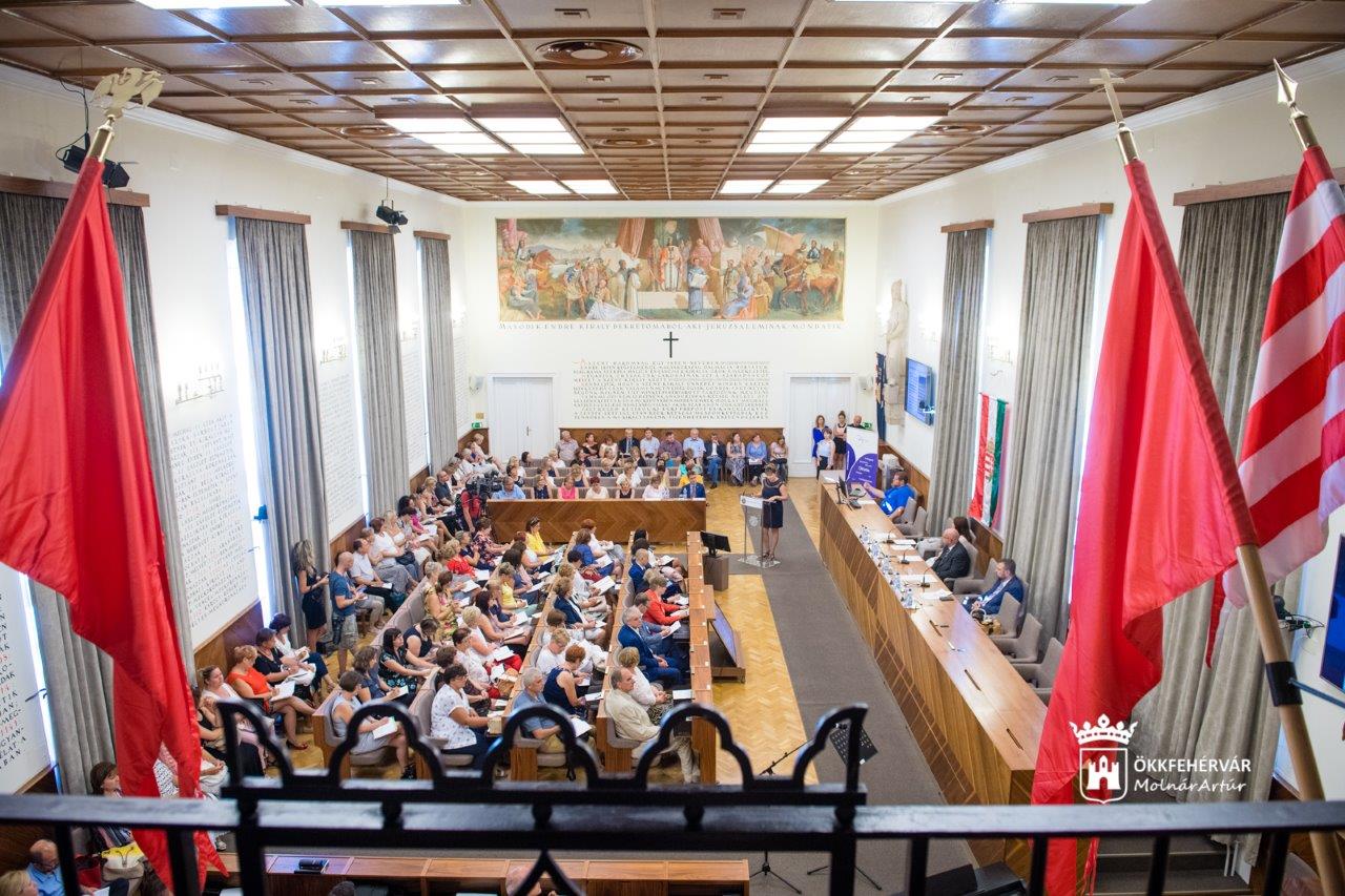 Közeleg az iskolakezdés - szakmai tanévnyitó konferencia a Városházán