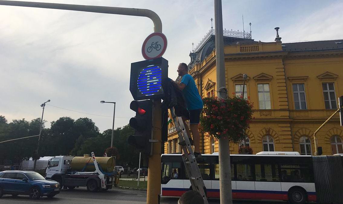 Legyen minden út bringaút - flashmob a szabad kerékpározásért