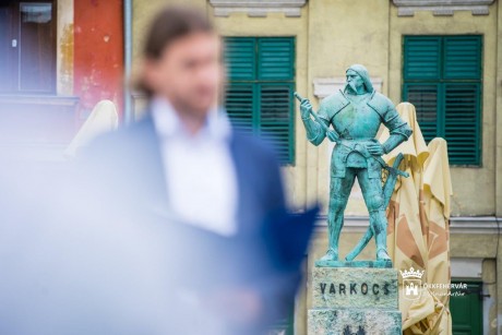 Varkocs György példája az összefogás fontosságáról is üzen a jelennek