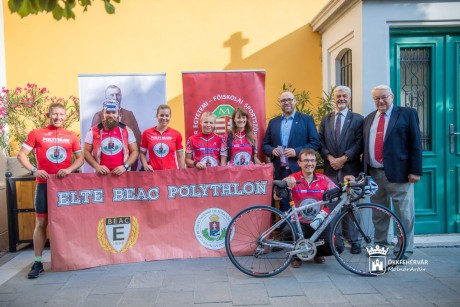 Székesfehérvárról indult az Eötvös Loránd Kerékpáros Expedíció