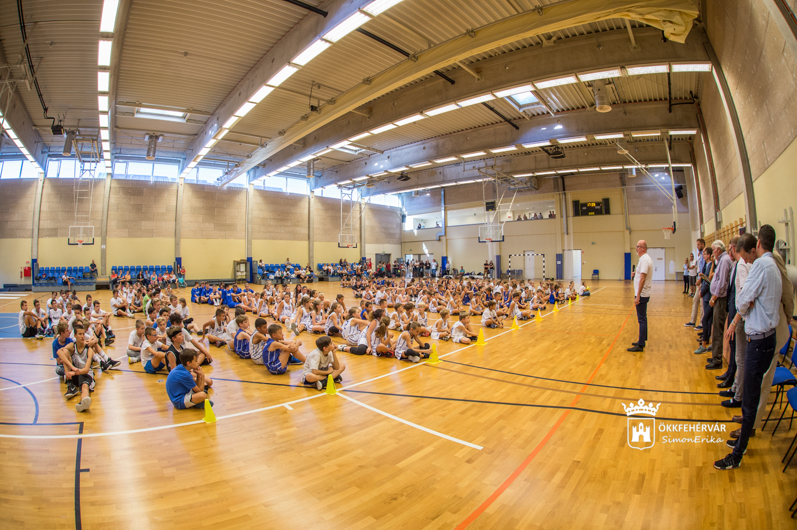Közel kétszáz gyermek kezdte a szezont a Dávid Kornél Kosárlabda Akadémián