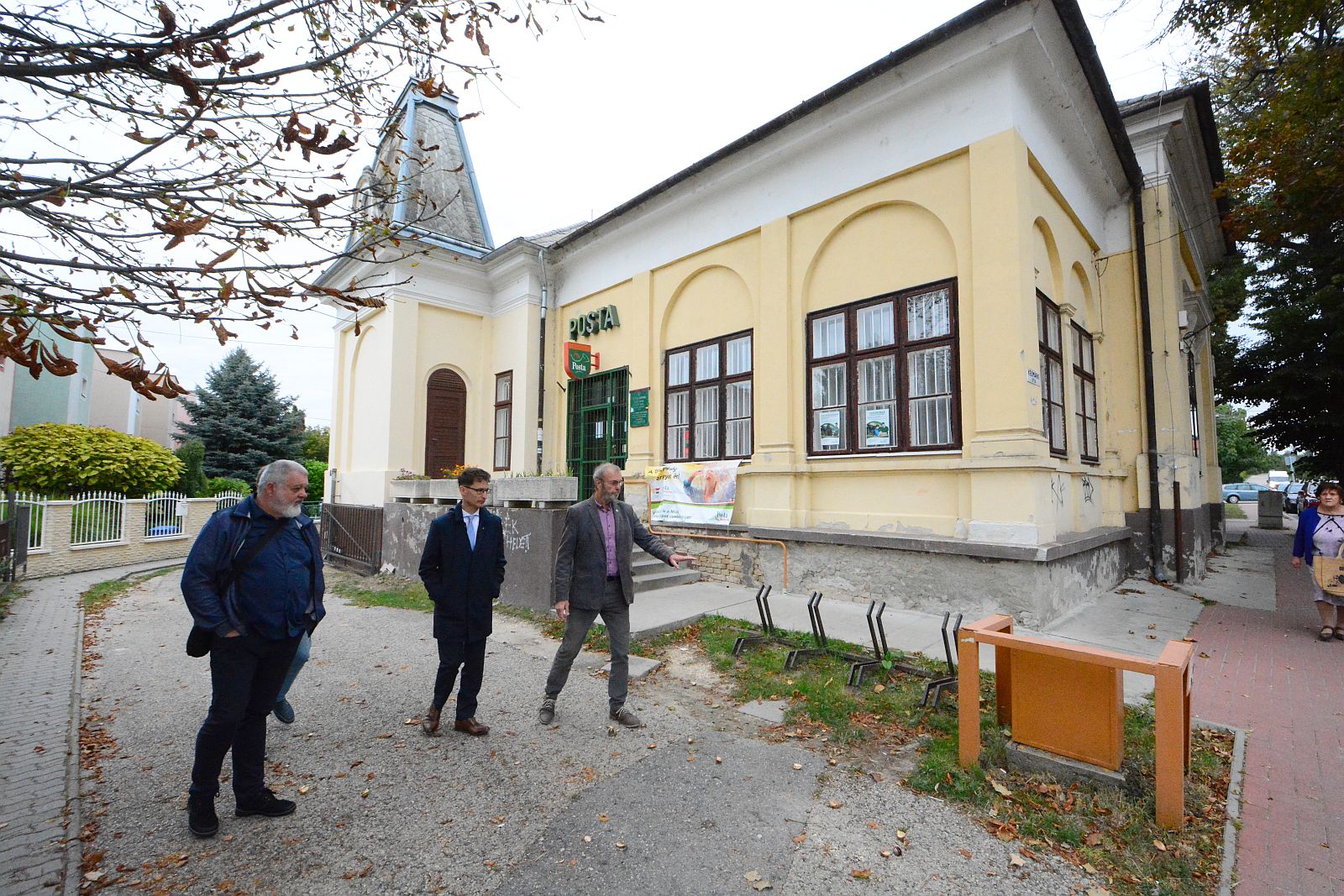 Az öreghegyi posta bővítéséről is szó volt a hétfő reggeli bejáráson