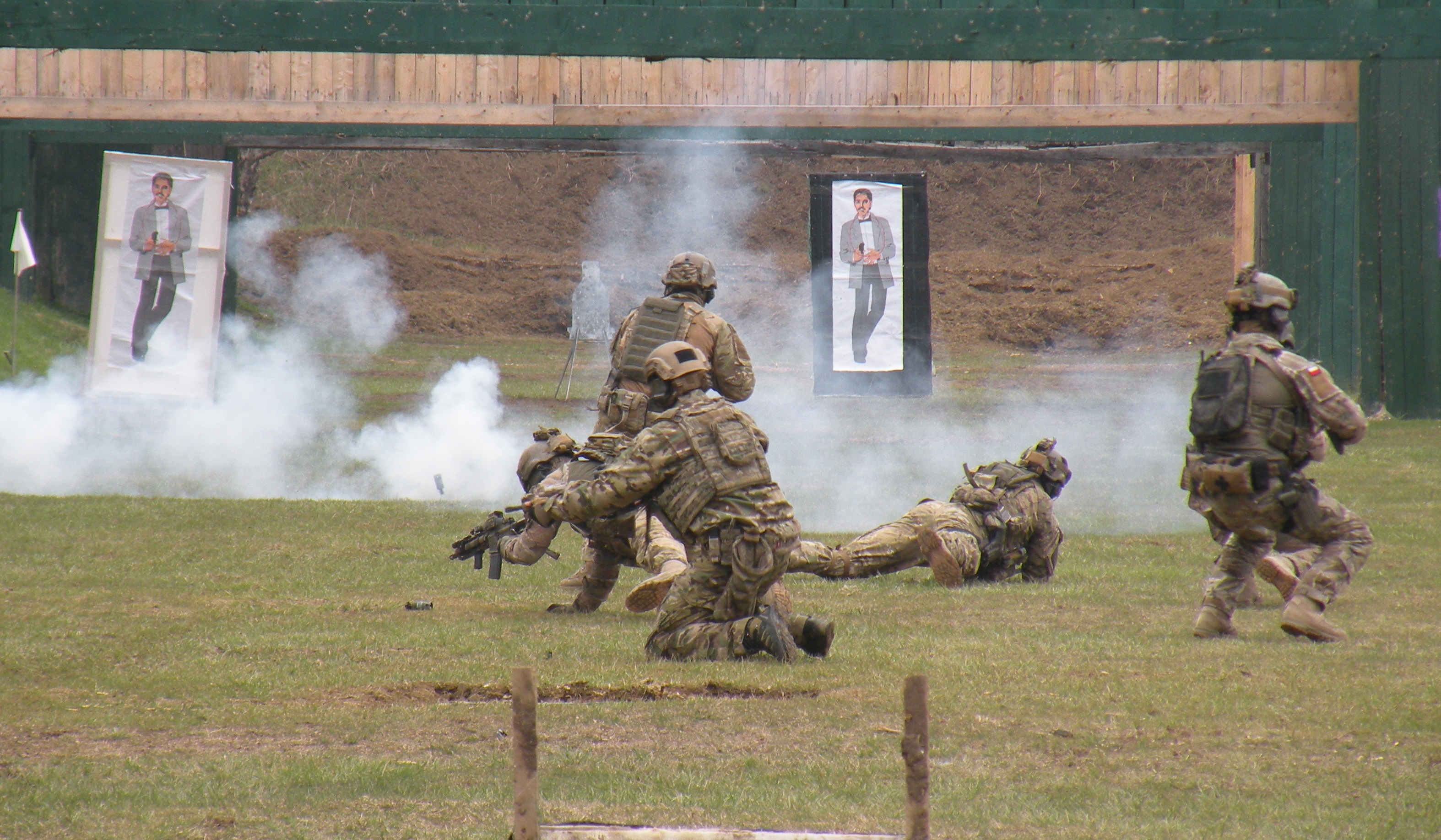 Harcászati bemutató miatt erős hanghatásokra kell számítani jövő kedden