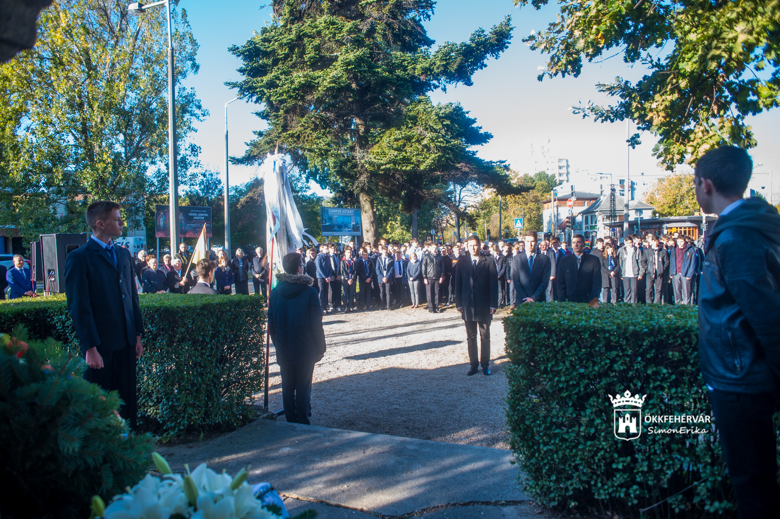 A Halesz ligeti emlékműnél emlékeztek az aradi tizenhárom vértanúra