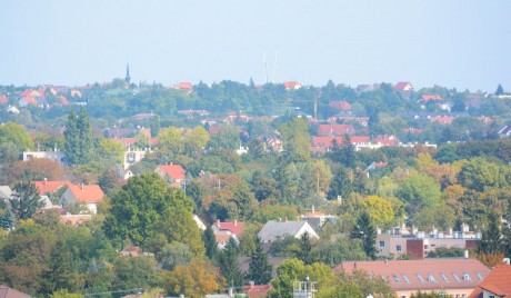 Hétfőnként várja Östör Annamária képviselő az öreghegyi körzetben élőket