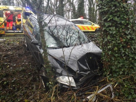 Hármas karambol volt reggel Sárpentelénél