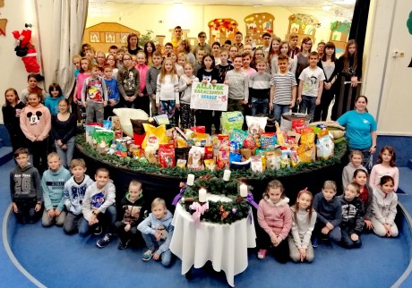 Ünneplés és adományozás a HEROSZ-nál – idén is megtartották az Állatok Karácsonyát