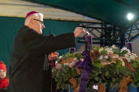 Új élet Istenben - Spányi Antal püspök karácsonyi gondolatai